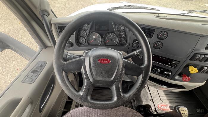 2022 Peterbilt 567-12