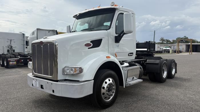 2022 Peterbilt 567-1