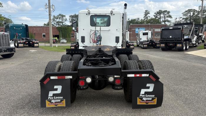 2022 Peterbilt 567-4