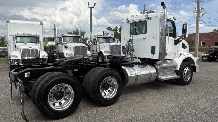 2022 Peterbilt 567-5