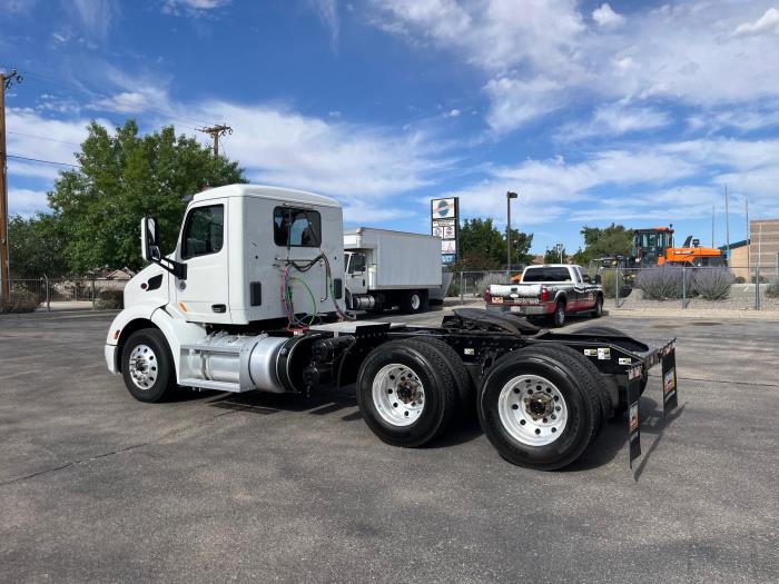 2022 Peterbilt 579-2