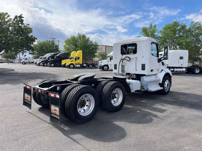 2022 Peterbilt 579-5