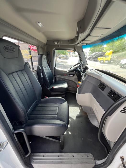 2022 Peterbilt 579-13