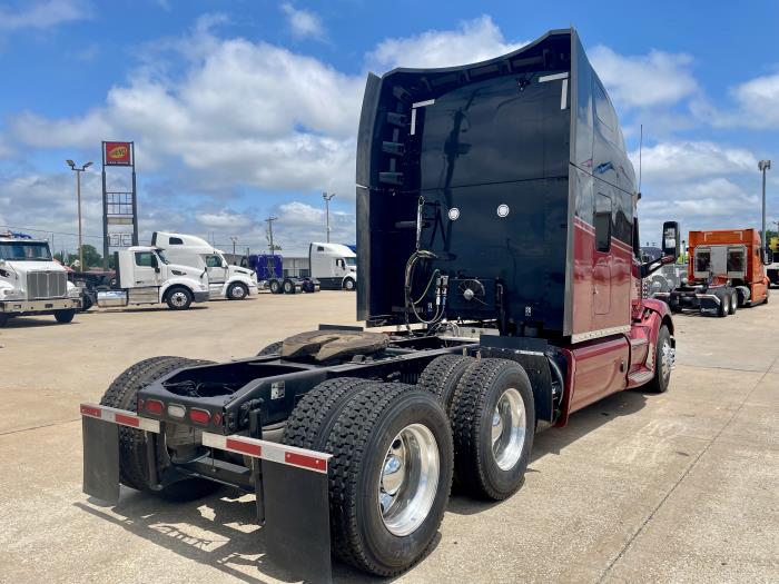 2021 Peterbilt 579-3