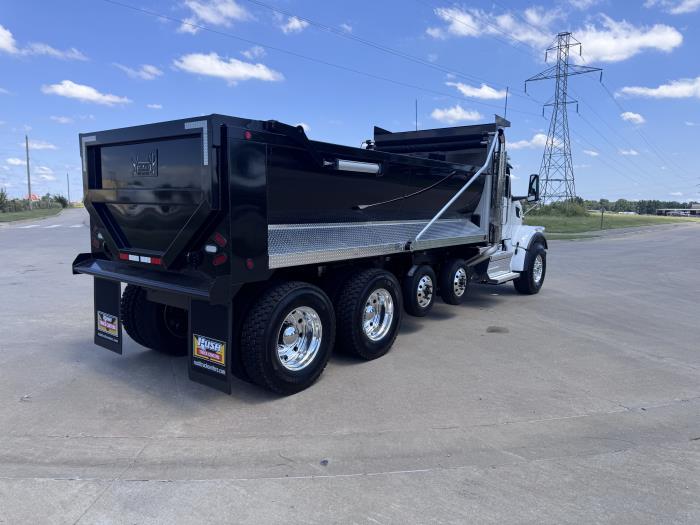 2027 Peterbilt 567-6