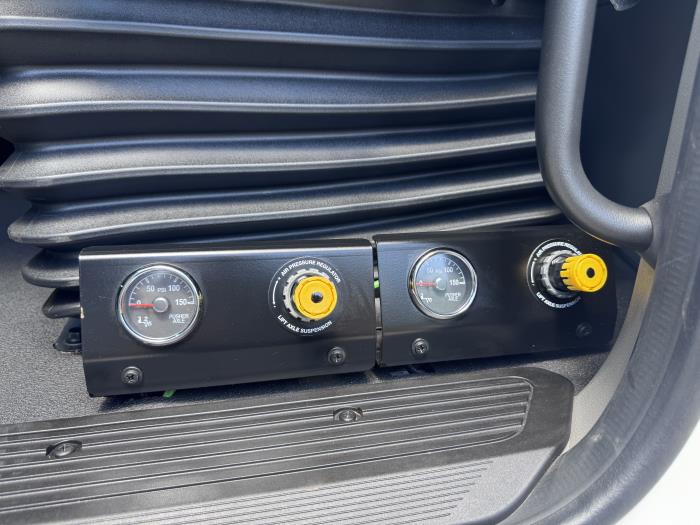 2027 Peterbilt 567-21