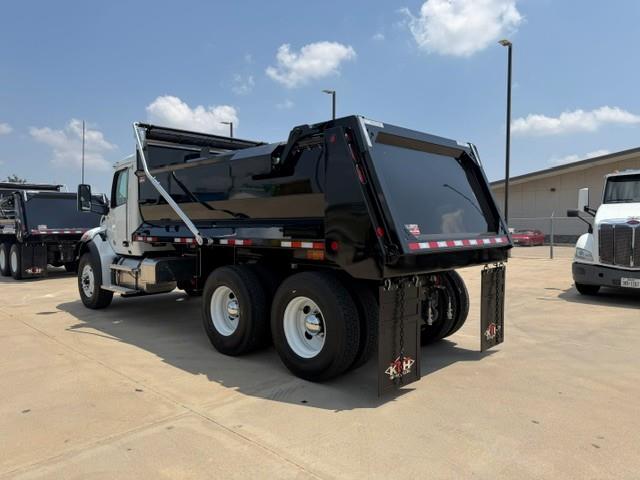 2027 Peterbilt 548-4