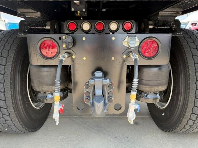 2027 Peterbilt 548-7