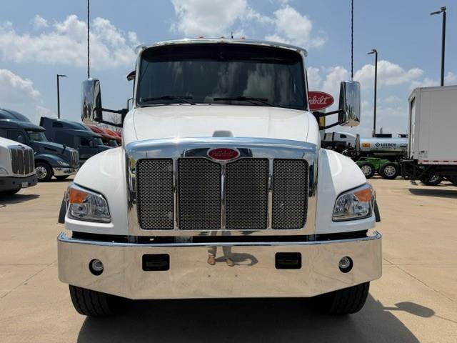 2027 Peterbilt 548-13