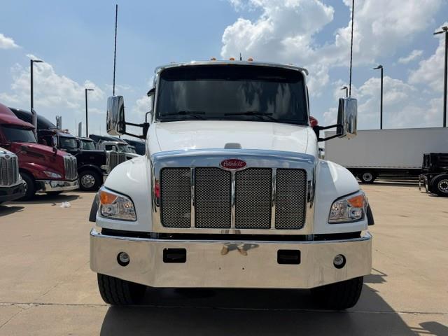 2027 Peterbilt 548-11