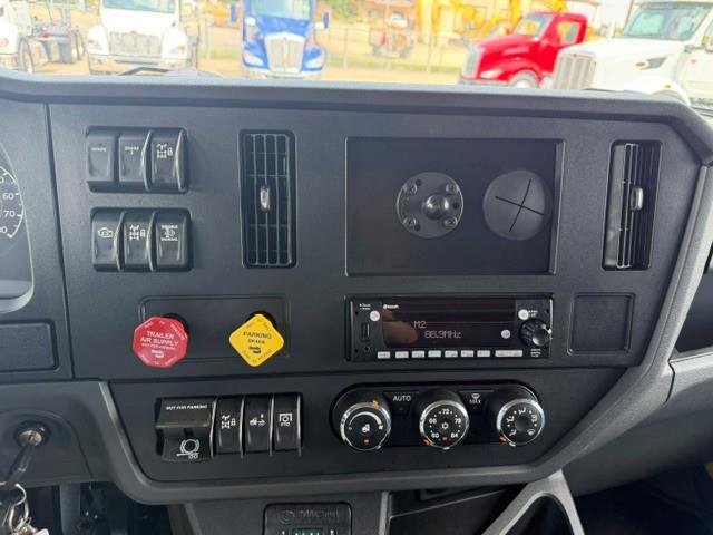 2027 Peterbilt 548-34
