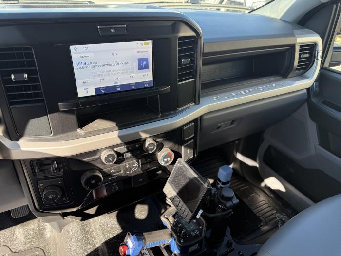 2026 Ford F-550-34