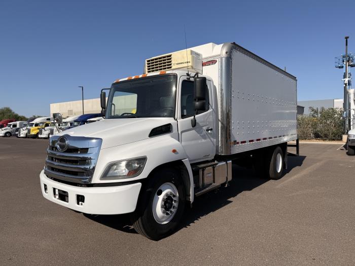 2018 Hino 268A-0