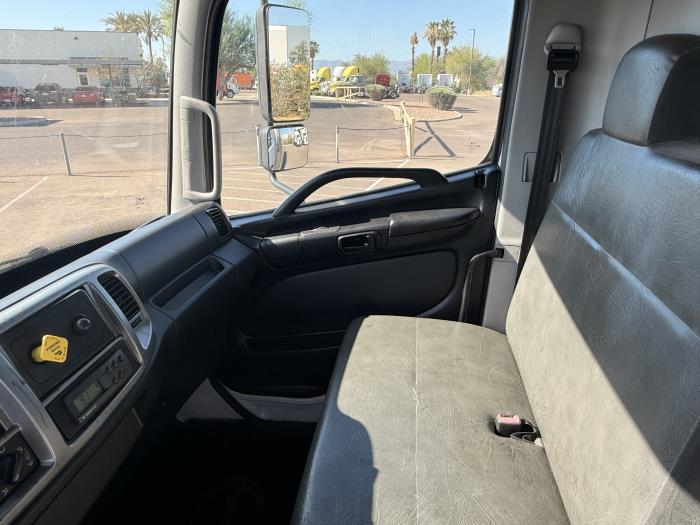2018 Hino 268A-13