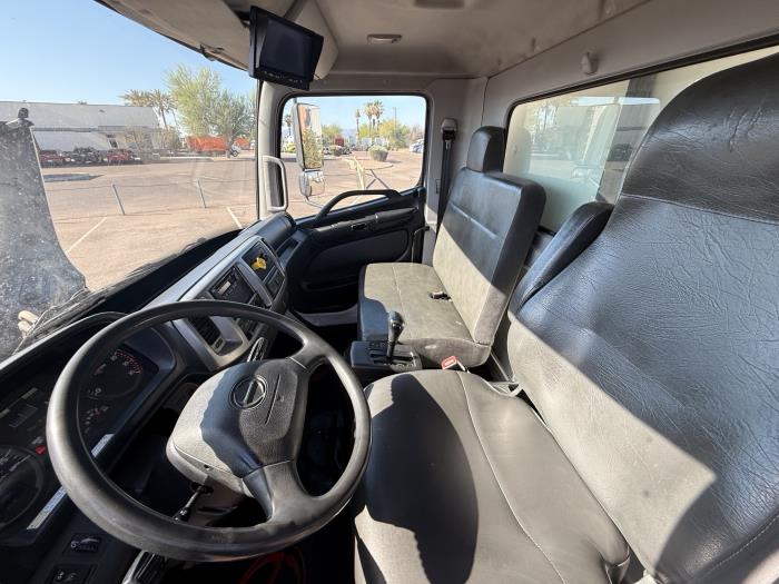 2018 Hino 268A-14