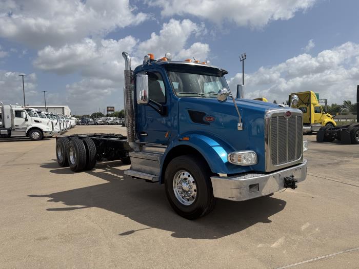 2020 Peterbilt 567-6