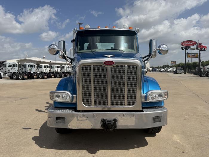 2020 Peterbilt 567-7
