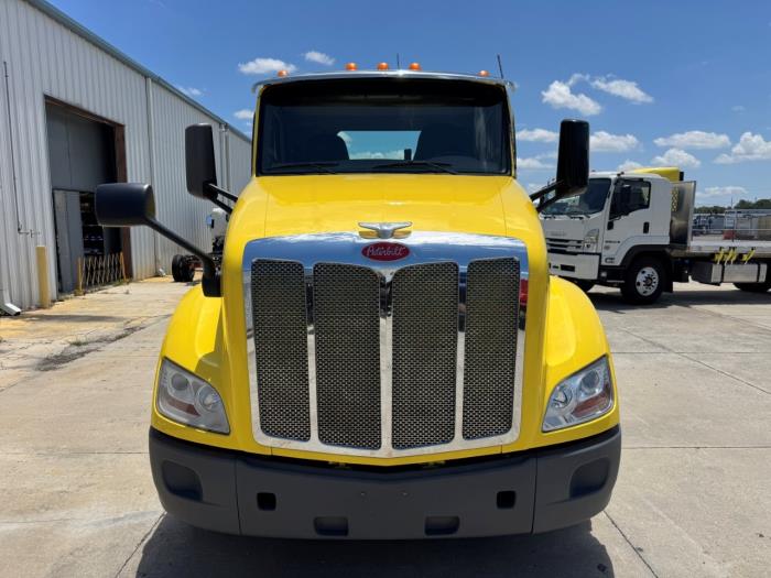 2021 Peterbilt 579-1