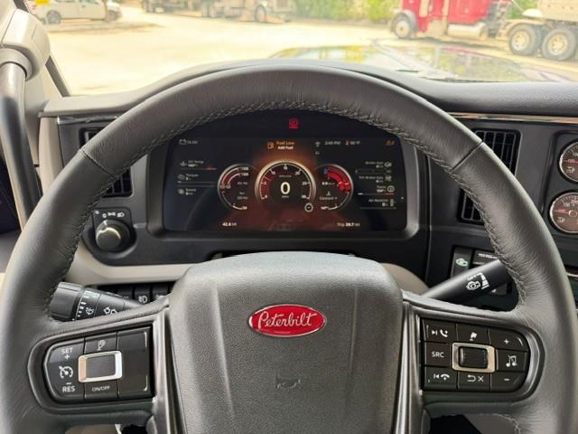 2027 Peterbilt 589-29