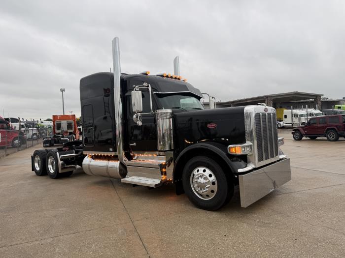 2027 Peterbilt 589-7
