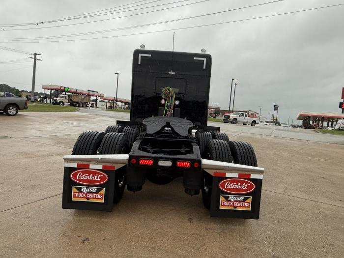 2027 Peterbilt 589-18