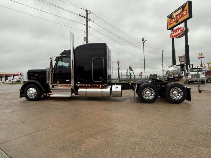 2027 Peterbilt 589-26