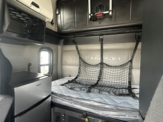 2021 Freightliner Cascadia-5