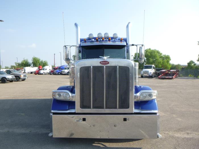 2020 Peterbilt 389-6