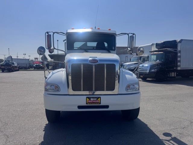 2021 Peterbilt 337-1