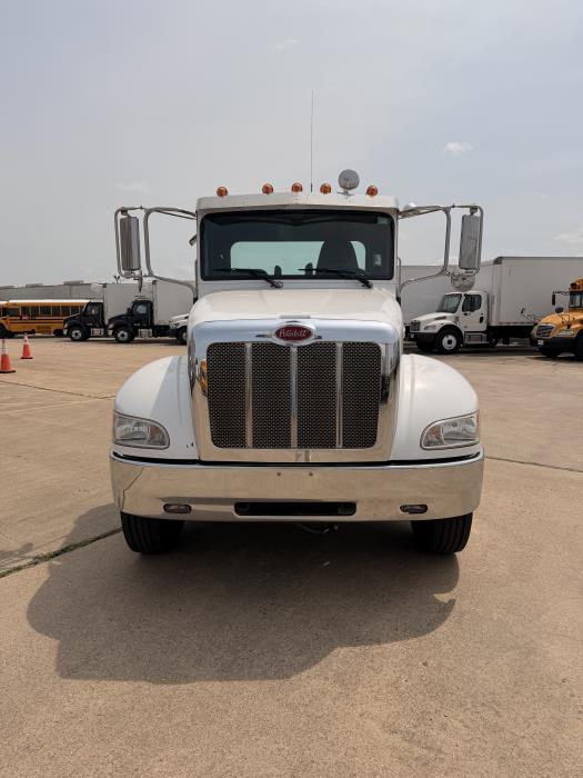 2019 Peterbilt 337-4