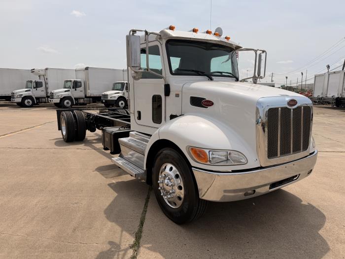 2019 Peterbilt 337-5