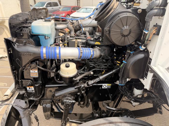 2019 Peterbilt 337-11