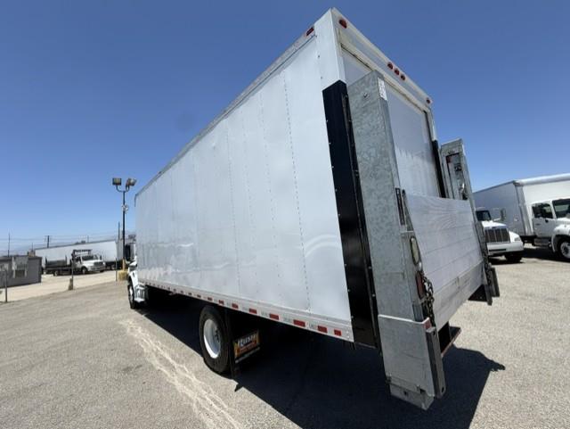 2019 Freightliner Business Class M2 106-5
