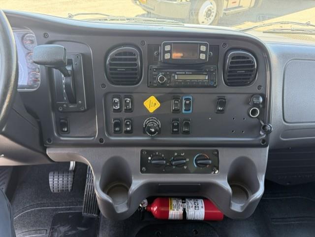 2019 Freightliner Business Class M2 106-11