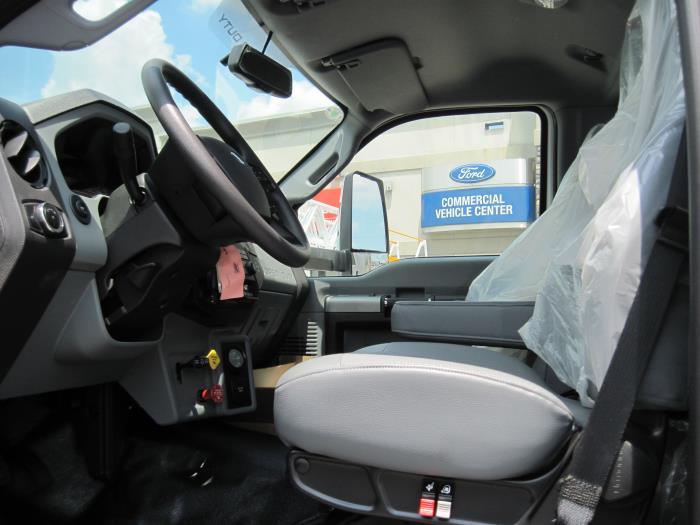 2027 Ford F-750-17