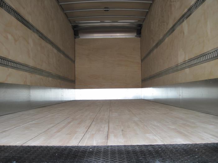 2027 Ford F-750-7