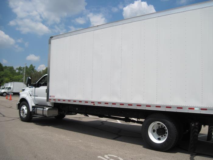2027 Ford F-750-21