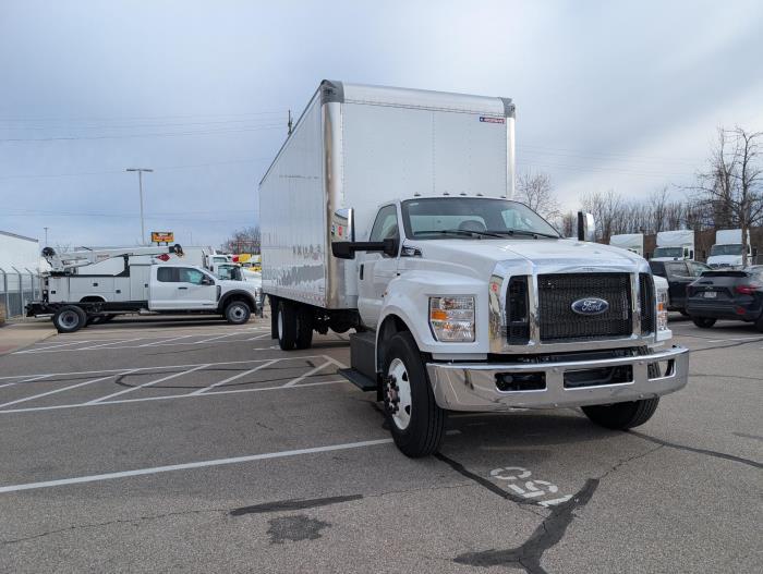 2027 Ford F-750-24