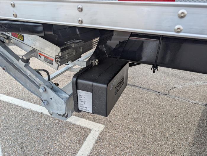 2027 Ford F-750-30