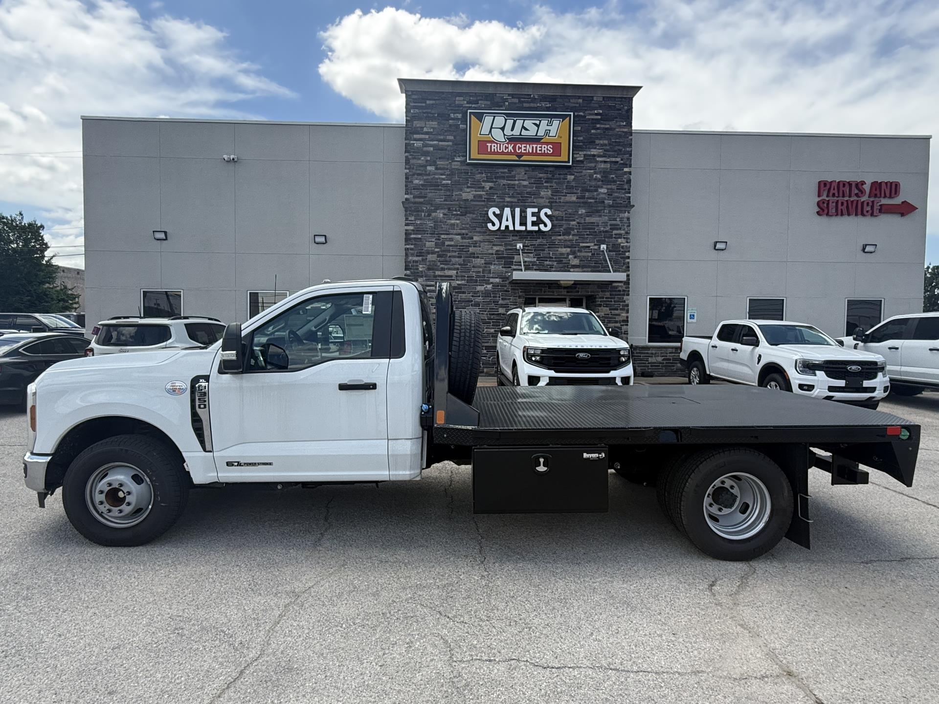 New 2025 Ford F-350 - photo 3