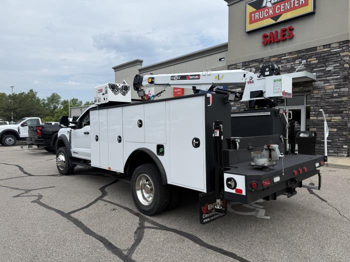 2026 Ford F-600-8