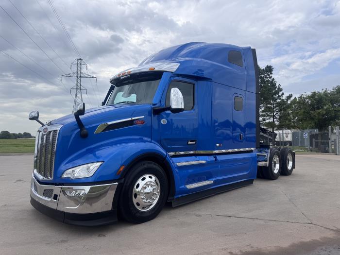 2027 Peterbilt 579-1
