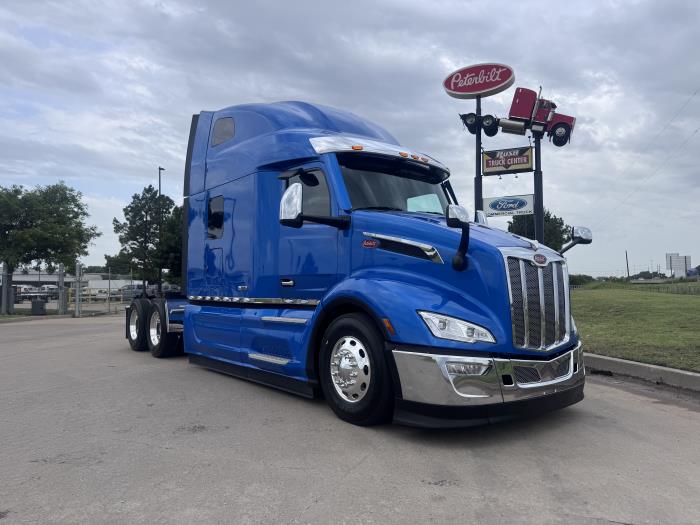2027 Peterbilt 579-4