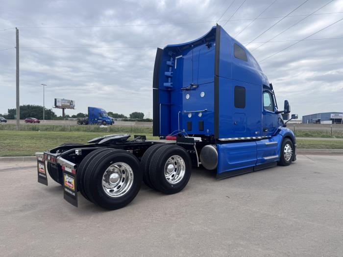 2027 Peterbilt 579-6