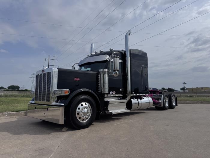 2027 Peterbilt 589-1