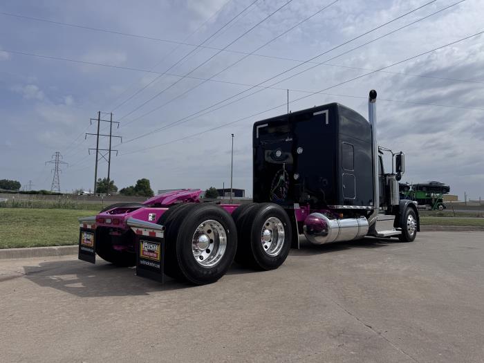 2027 Peterbilt 589-6