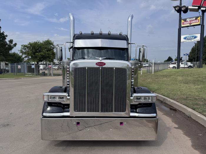 2027 Peterbilt 589-7