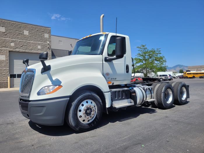 2021 International LT625-1