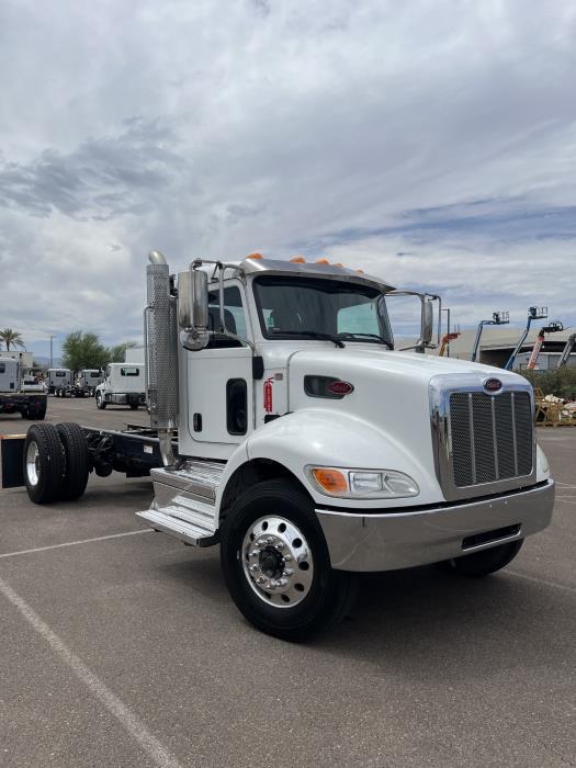 2019 Peterbilt 337-1