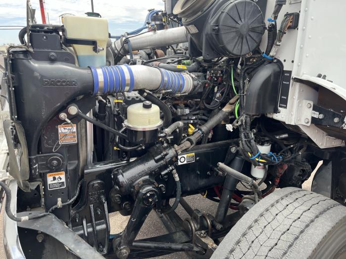 2019 Peterbilt 337-5
